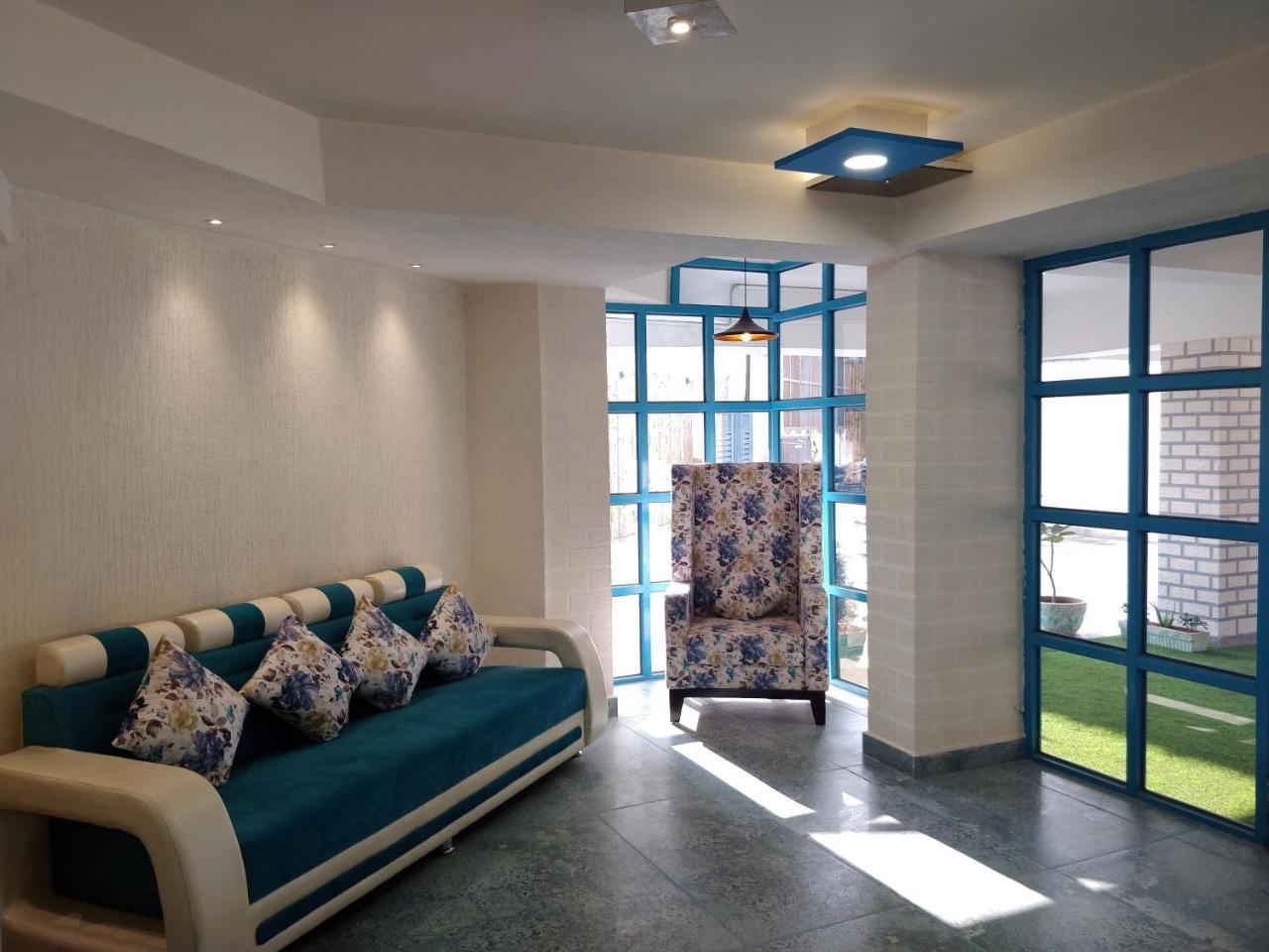 Hotel Istana Inn - A Luxury Stay Jaipur Exteriör bild